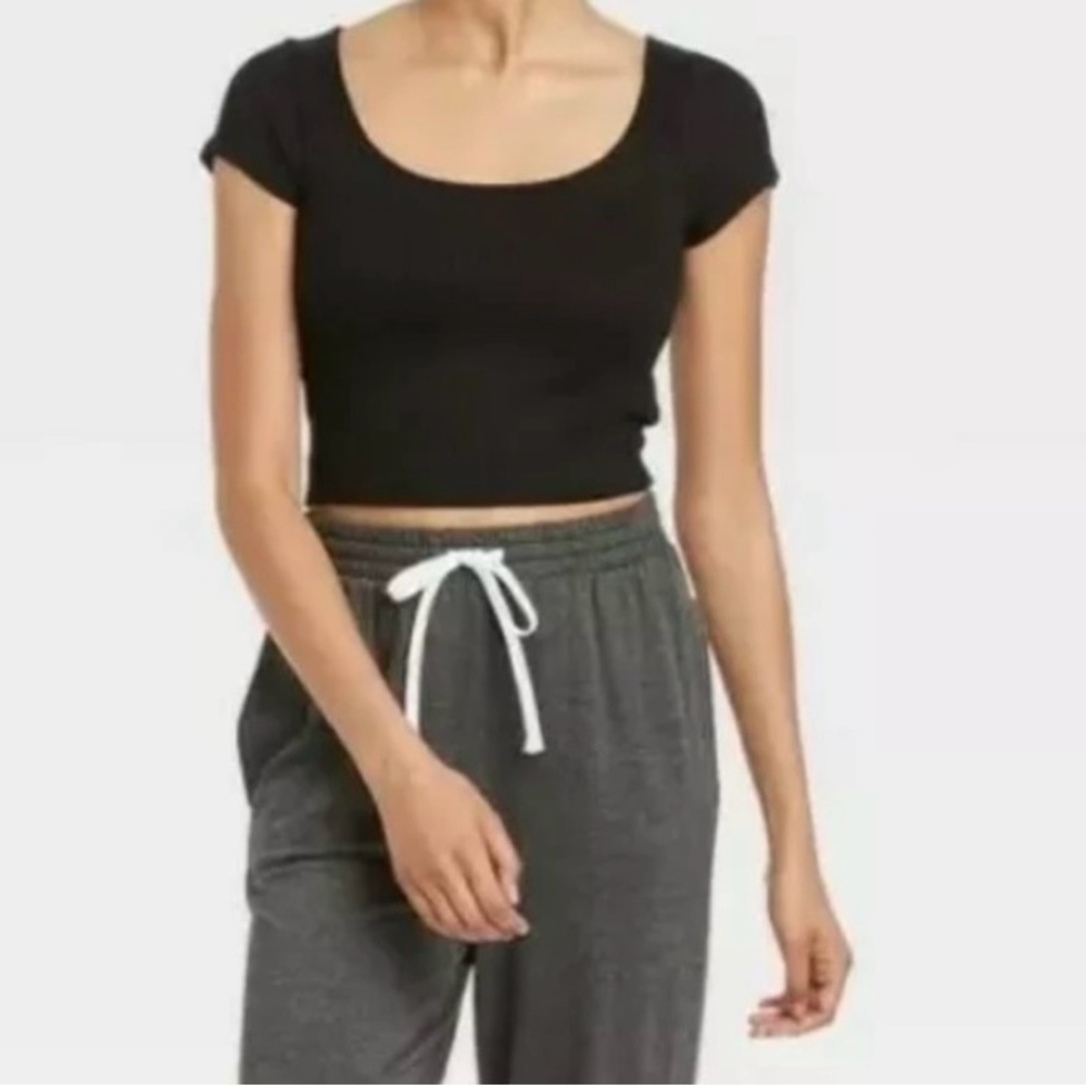 Colsie Ribbed Cropped Top Sz L